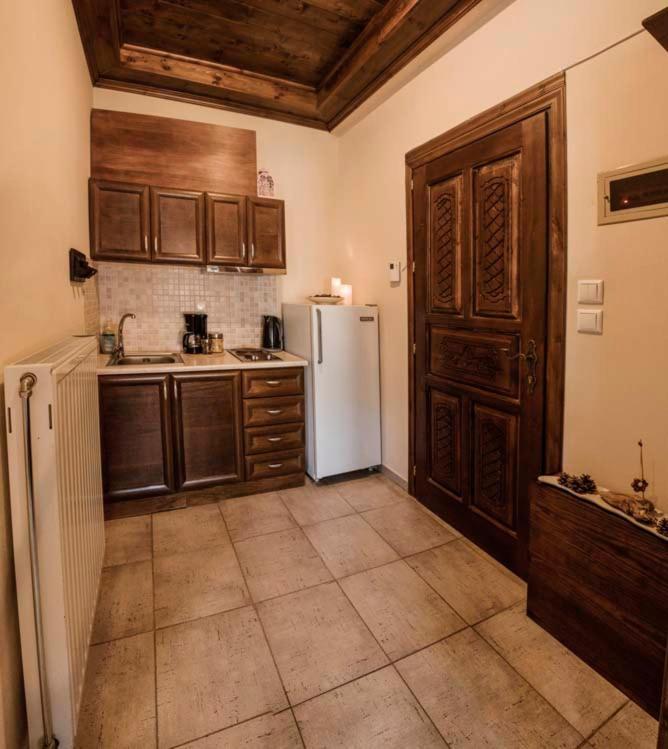 Guesthouse Theodorou Eláti Kültér fotó